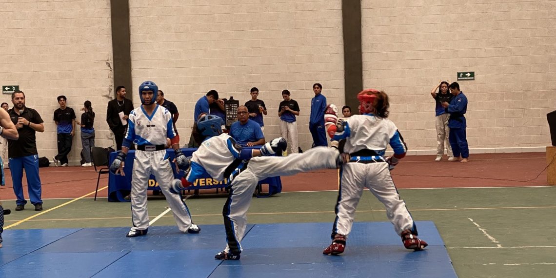 VISITAN EQUIPOS REPRESENTATIVOS DEPORTIVOS CIUDAD UNIVERSITARIA