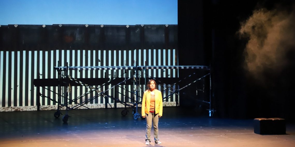 LAS HERIDAS DE LA FRONTERA SUBEN AL ESCENARIO