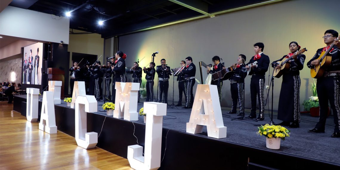 UACJ RECONOCE A SUS MADRES UNIVERSITARIAS