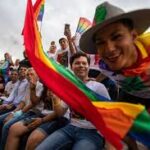 DESFILEGAYCDJ.jpeg
